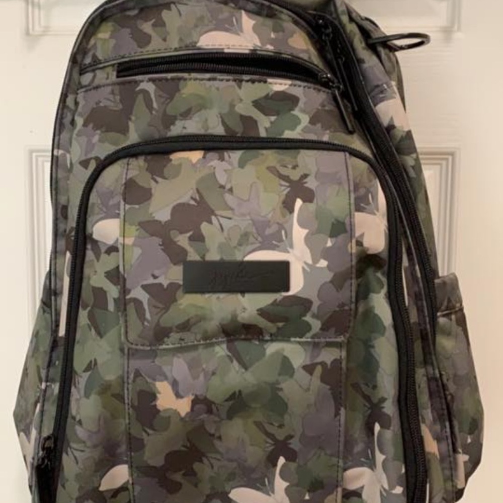 Jujube be right back in butterfly forest